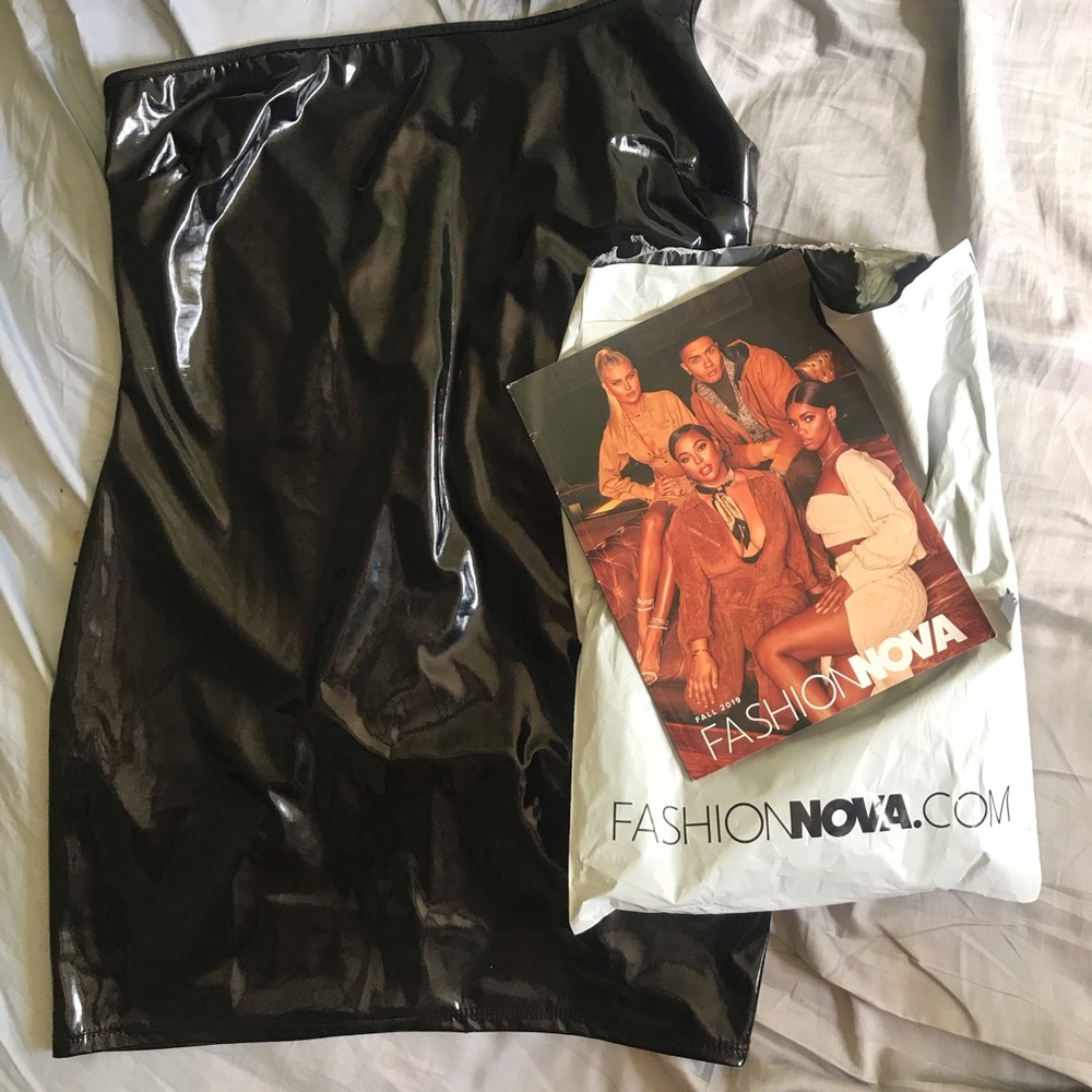 BRAND💛 NEW 💛fashion nova dress